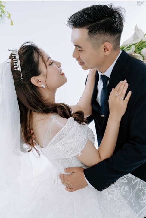 Свадебная фотосъёмка в Алматы — нежные и романтичные фотографии молодожёнов